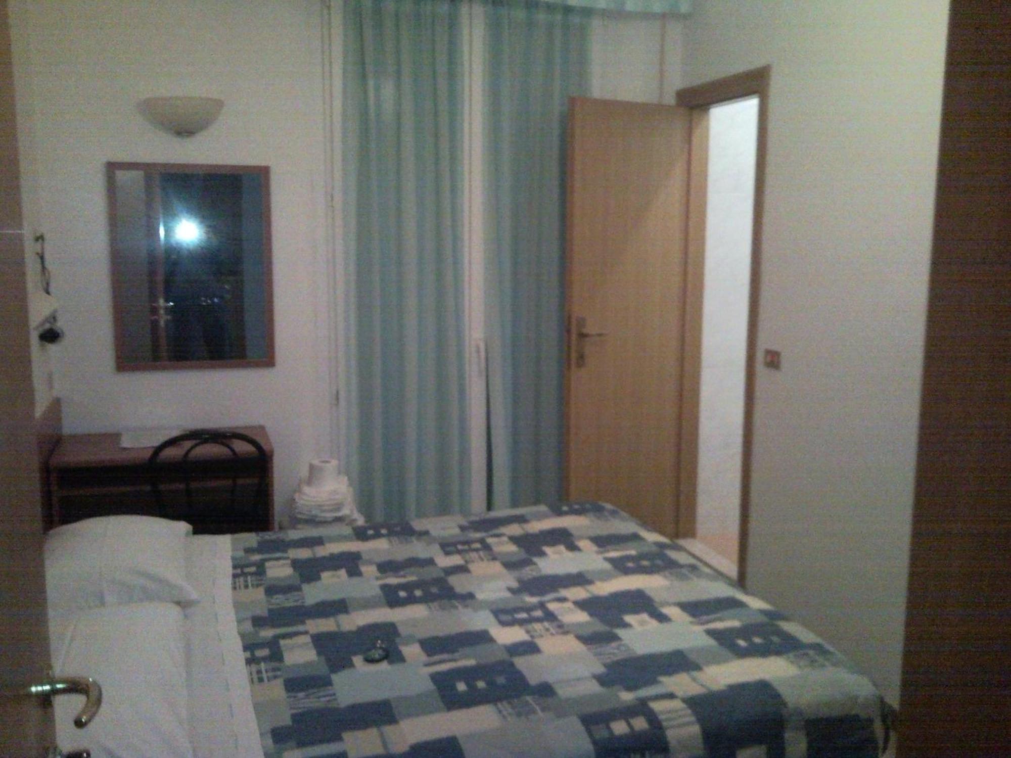 Hotel Trinidad Rimini Ngoại thất bức ảnh