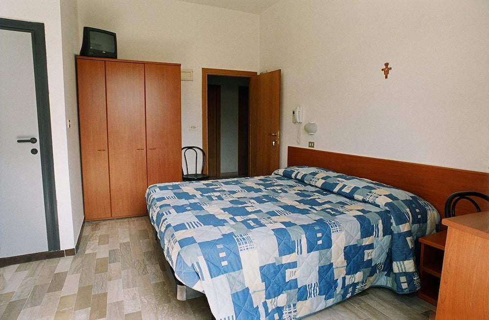 Hotel Trinidad Rimini Ngoại thất bức ảnh
