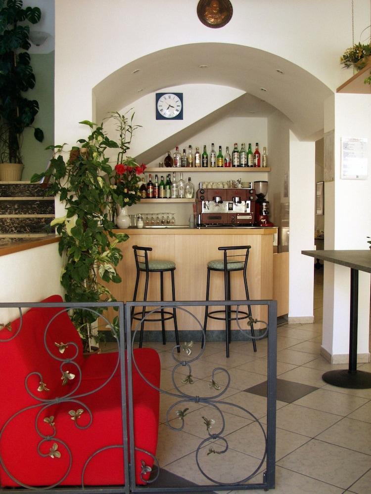 Hotel Trinidad Rimini Ngoại thất bức ảnh
